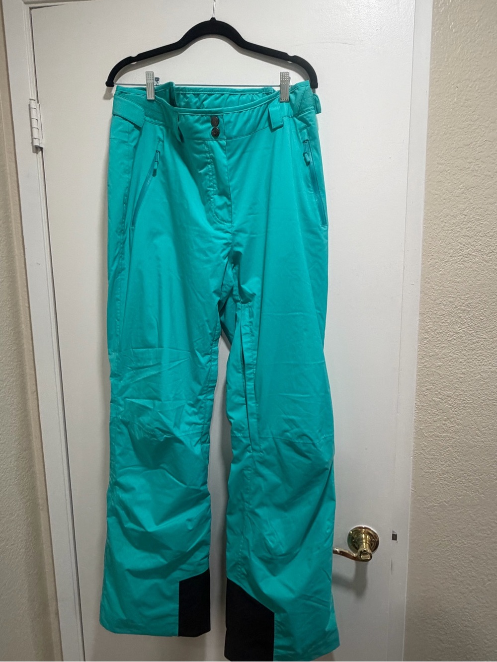 Helly Hansen Women’s Legendary Ski Snowboard Teal Pants worn once Size XL